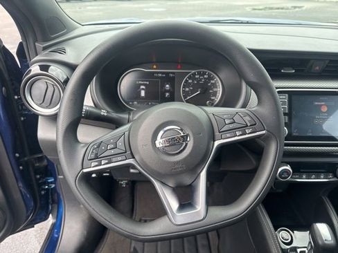 Used 2020 Nissan Kicks SV w/ Exterior Package FWD image 28