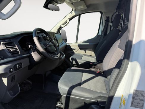 Used 2024 Ford Transit 250 Low Roof w/ Exterior Upgrade Package RWD image 10