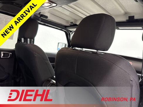 Certified 2021 Jeep Gladiator Sport image 11