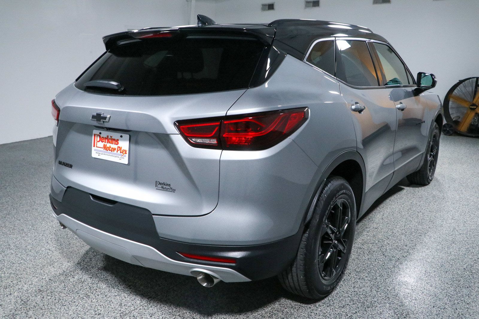 Used 2023 Chevrolet Blazer LT w/ Midnight/Sport Edition FWD image 7