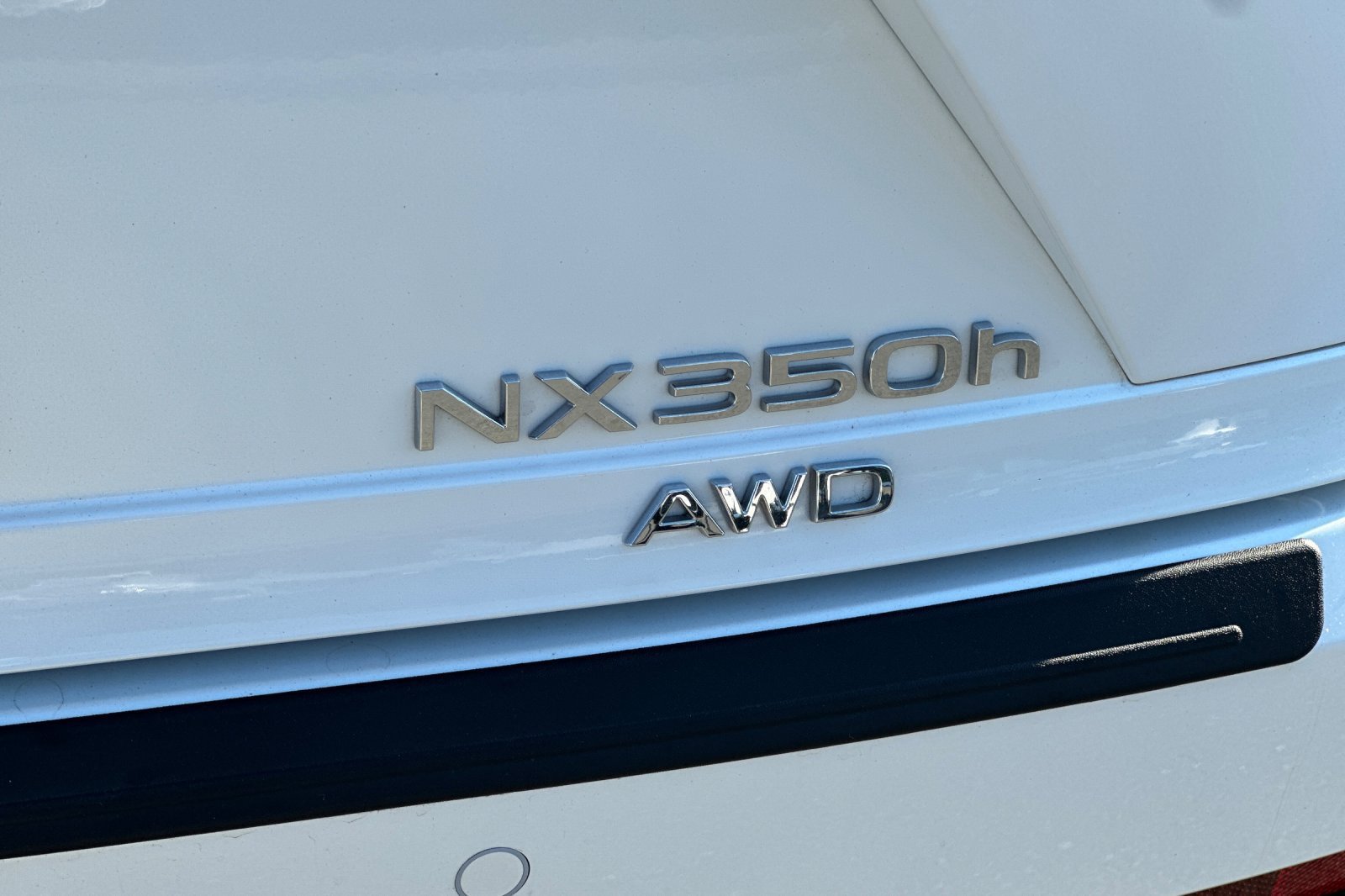 Certified 2025 Lexus NX 350h AWD w/ Cold Area Package image 21