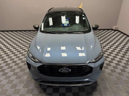 Used 2024 Ford Escape ST-Line w/ Tech Pack #1 AWD/4WD image 5