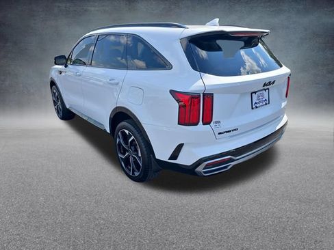 Used 2023 Kia Sorento SX AWD/4WD image 5