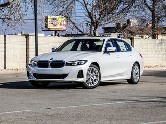 New 2026 BMW 330i xDrive Sedan w/ Premium Package 360° Tour