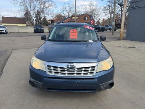 Used 2012 Subaru Forester 2.5X w/ Popular Pkg 3 image 4