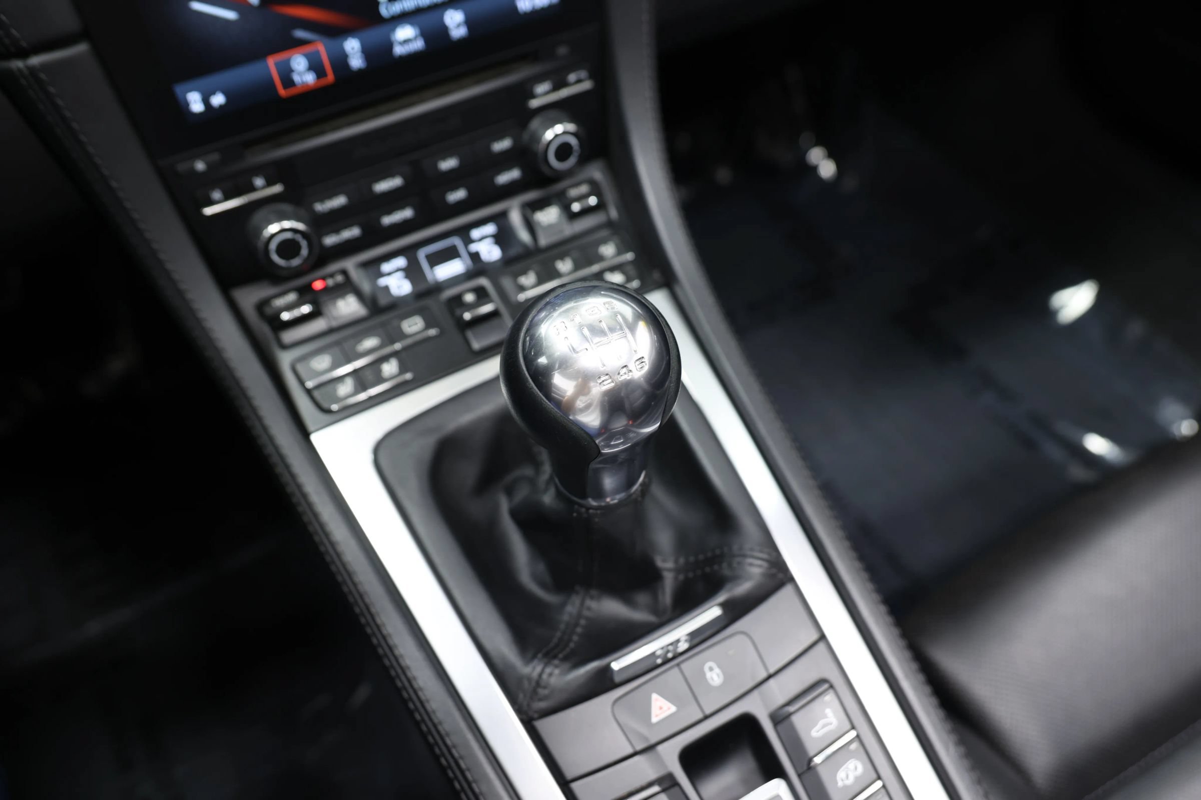 Used 2019 Porsche 718 Boxster GTS RWD image 38