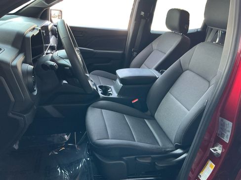 Used 2025 Chevrolet Colorado Trail Boss AWD/4WD image 9