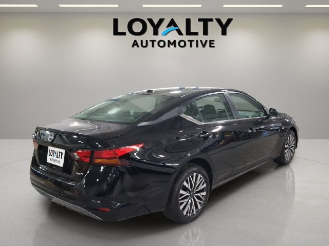 Used 2026 Nissan Altima 2.5 SV AWD/4WD image 5