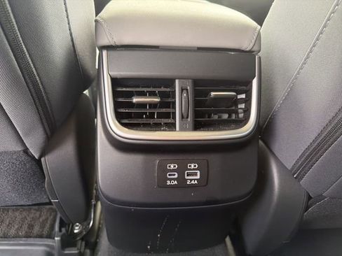 Used 2024 Subaru Outback Premium AWD/4WD image 25