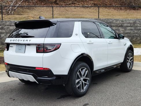 New 2026 Land Rover Discovery Sport Landmark AWD/4WD image 2