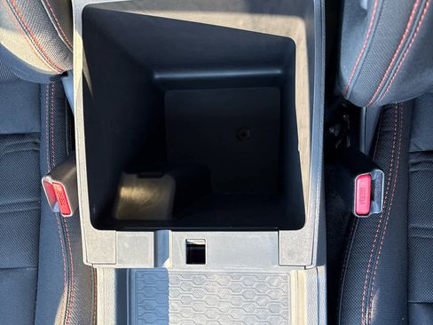 Used 2024 Nissan Frontier PRO-4X w/ Off-Road Protection Package image 15