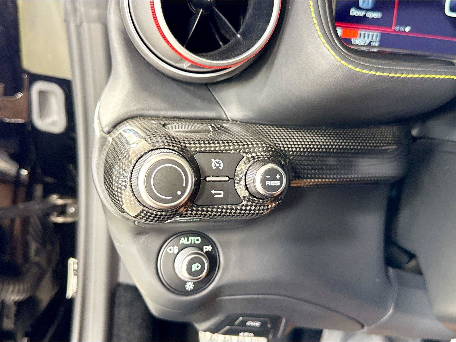 Used 2021 Ferrari 812 GTS RWD image 23