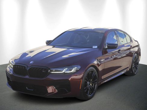Used 2023 BMW M5 w/ Competition Package image 3