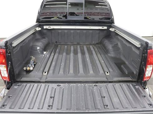 Used 2017 Nissan Frontier SV w/ SV Value Truck Package image 13