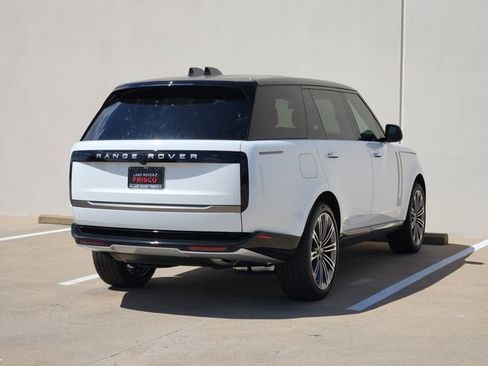 New 2026 Land Rover Range Rover Long Wheelbase SE image 4