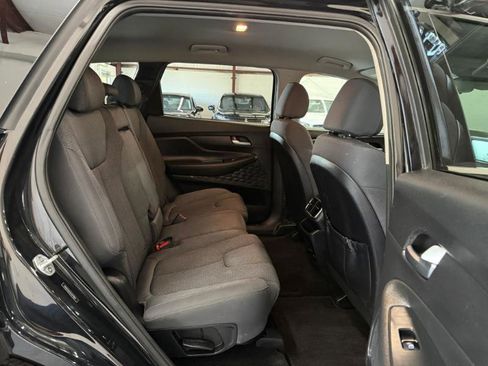 Used 2020 Hyundai Santa Fe SE image 21