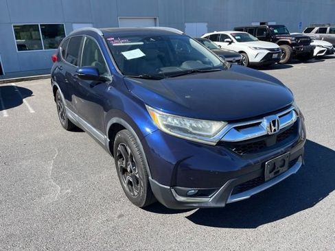 Used 2017 Honda CR-V Touring image 2