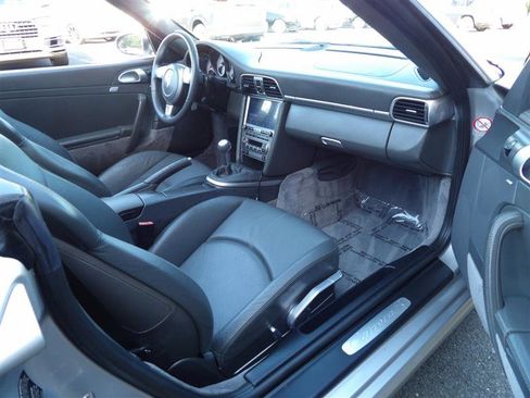 Used 2006 Porsche 911 Carrera S image 9