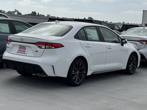 New 2026 Toyota Corolla SE FWD image 13