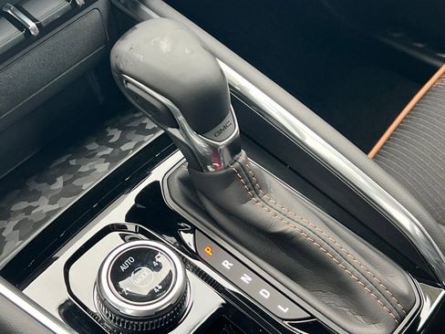 New 2026 GMC Canyon AT4 image 18