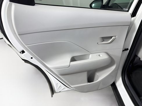 Used 2026 Hyundai Kona SEL Sport FWD image 27