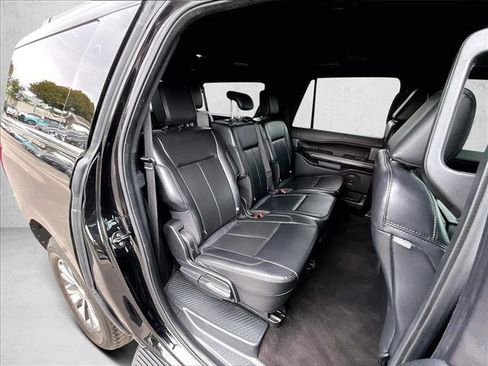 Used 2021 Ford Expedition Max XLT image 28