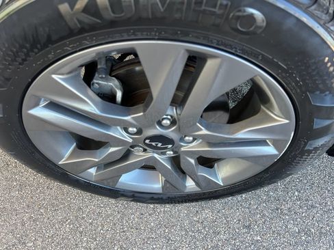 Certified 2023 Kia Seltos S w/ Navigation Package FWD image 44