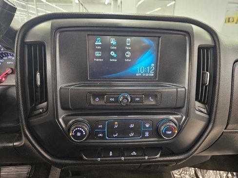 Used 2018 Chevrolet Silverado 1500 Custom w/ Custom Value Package image 14