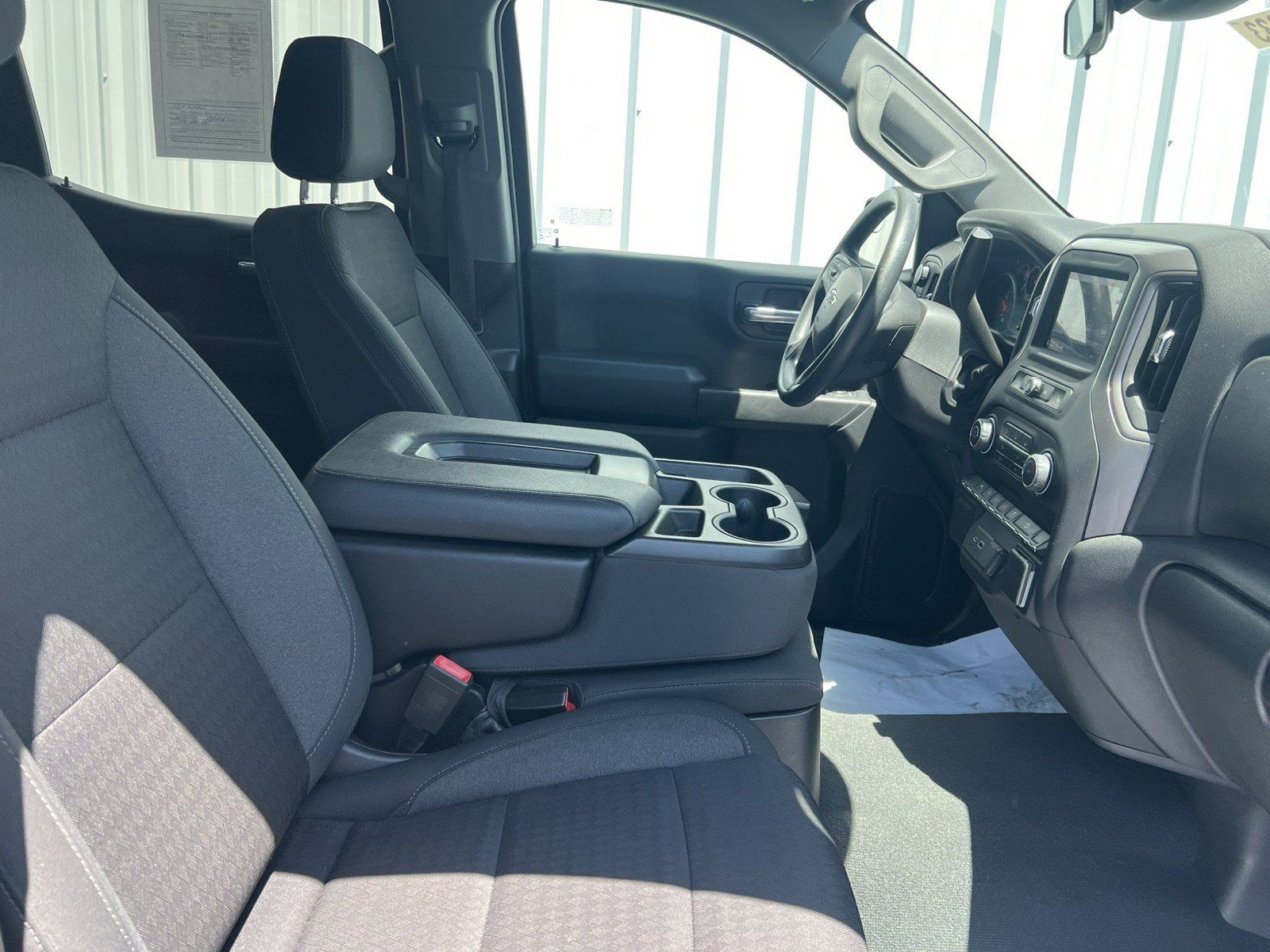 Used 2022 Chevrolet Silverado 1500 Custom Trail Boss AWD/4WD image 21