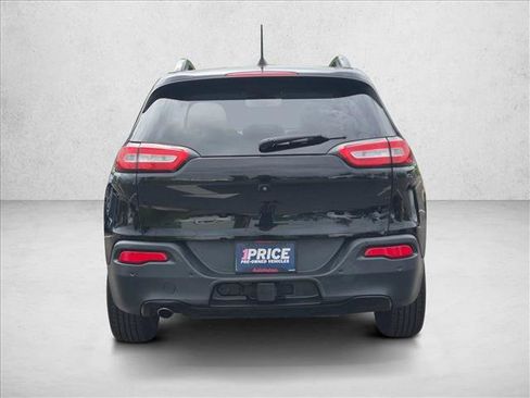 Used 2018 Jeep Cherokee Limited w/ High Altitude Package AWD/4WD image 7