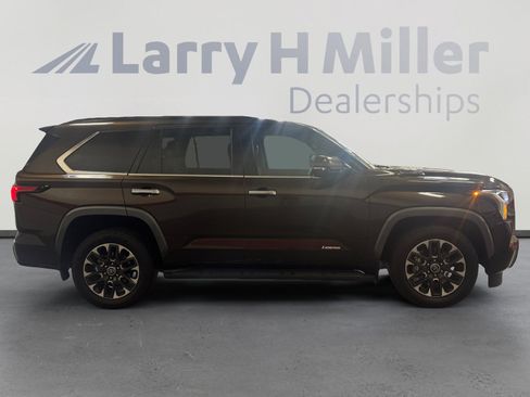 Used 2023 Toyota Sequoia Limited RWD image 6