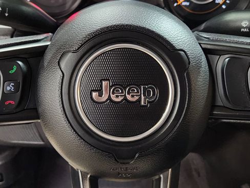 Used 2025 Jeep Gladiator Sport image 48