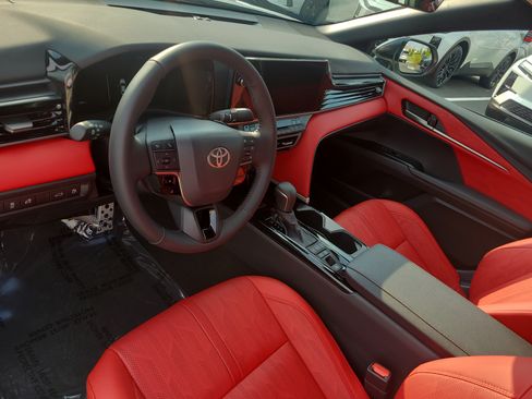 Used 2026 Toyota Camry XSE FWD image 15
