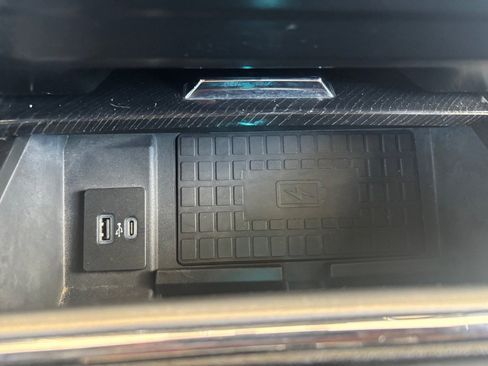 Used 2022 Ford F350 Platinum image 21