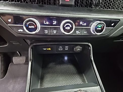 Used 2024 Honda CR-V Sport image 17