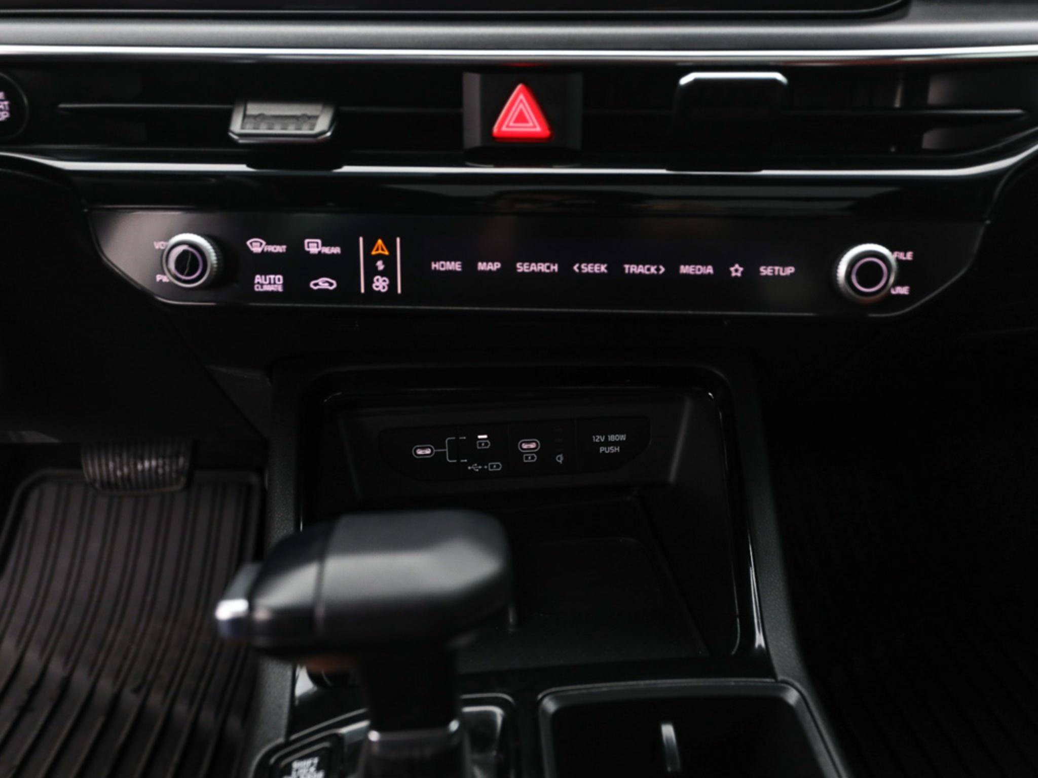 Certified 2025 Kia K5 GT-Line w/ GT-Line Premium Package FWD image 18