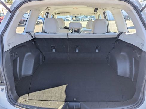 Used 2015 Subaru Forester 2.5i w/ Alloy Wheel Package image 7