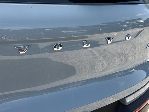 New 2026 Volvo XC40 B5 Plus w/ Protection Package Premier AWD/4WD image 9