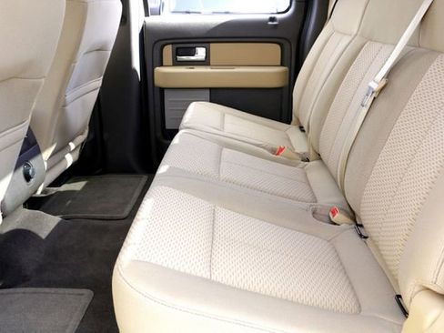 Used 2014 Ford F150 XLT w/ XLT Chrome Package image 23