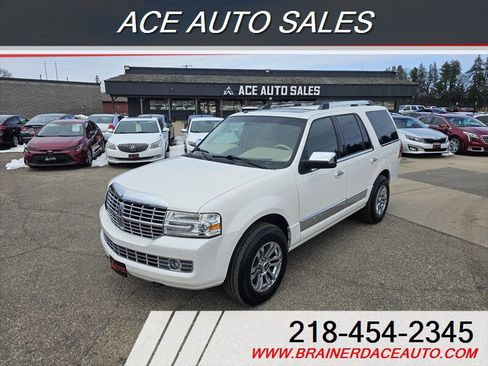 Used 2013 Lincoln Navigator 4WD w/ HD Trailer Tow Pkg image 1