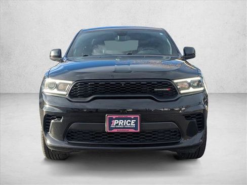 Used 2023 Dodge Durango GT image 2