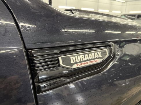 Used 2023 GMC Sierra 1500 Elevation w/ LPO, Elevation Black Package AWD/4WD image 22