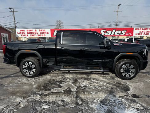 Used 2025 GMC Sierra 2500 Denali w/ Denali Reserve Package image 4