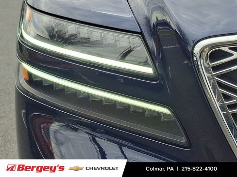 Used 2025 Genesis GV80 2.5T Standard AWD/4WD image 11