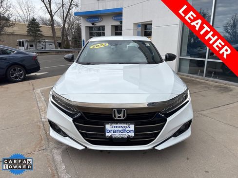 Used 2022 Honda Accord Sport image 2