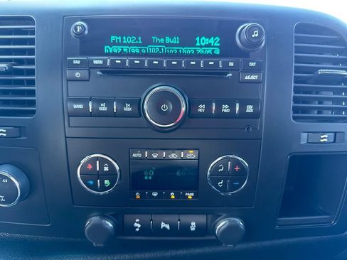 Used 2013 Chevrolet Silverado 2500 LT w/ Z71 Appearance Package AWD/4WD image 27
