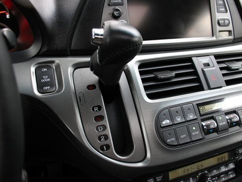 Used 2006 Honda Odyssey Touring image 8