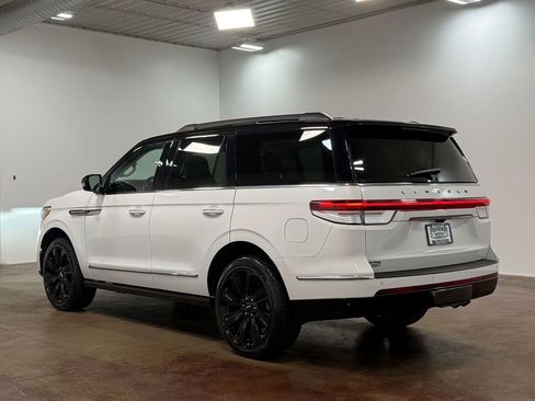 Used 2024 Lincoln Navigator Black Label AWD/4WD image 5