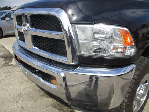 Used 2015 RAM 2500 Tradesman w/ Chrome Appearance Group image 11