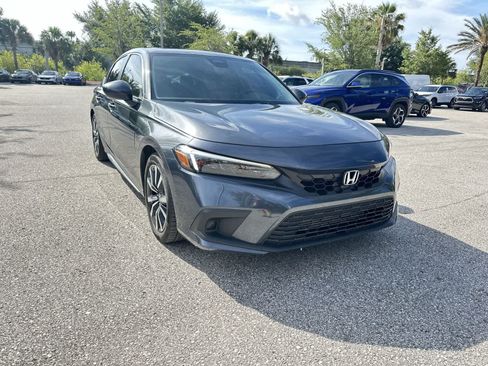Used 2024 Honda Civic EX-L image 8